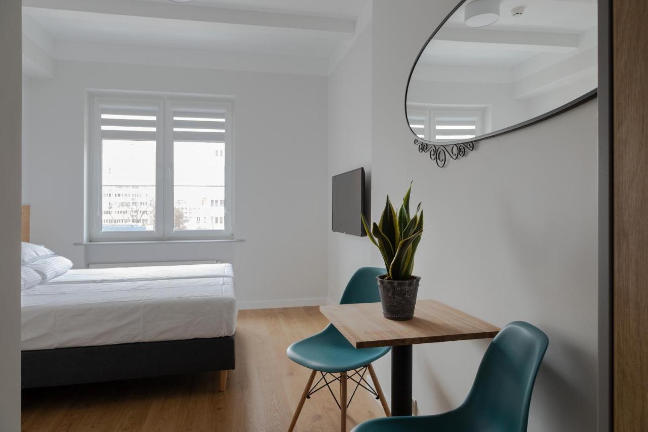 Moho Xl Hostel Wroclaw Bagian luar foto