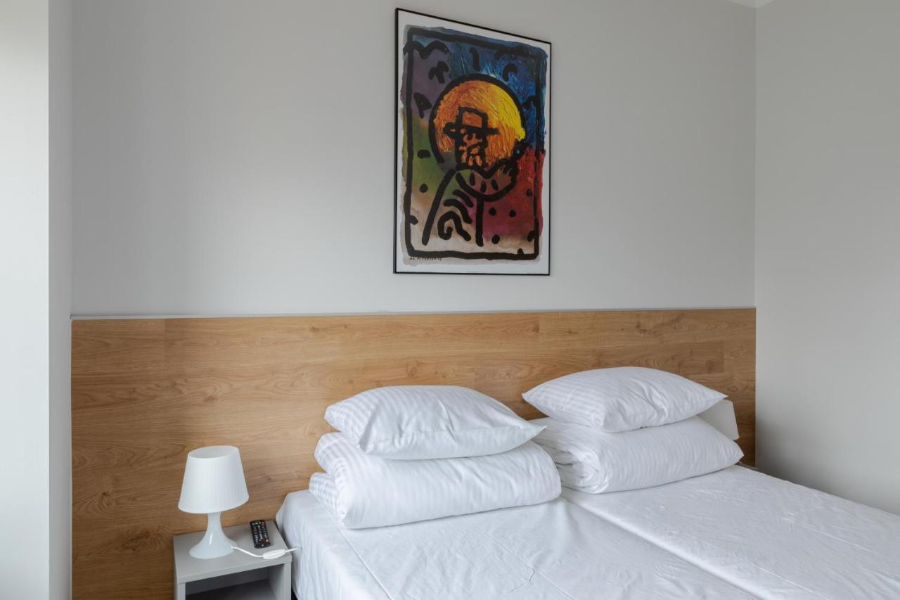 Moho Xl Hostel Wroclaw Bagian luar foto