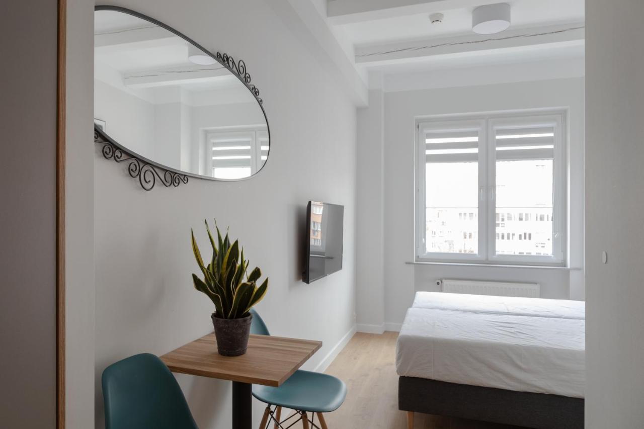 Moho Xl Hostel Wroclaw Bagian luar foto