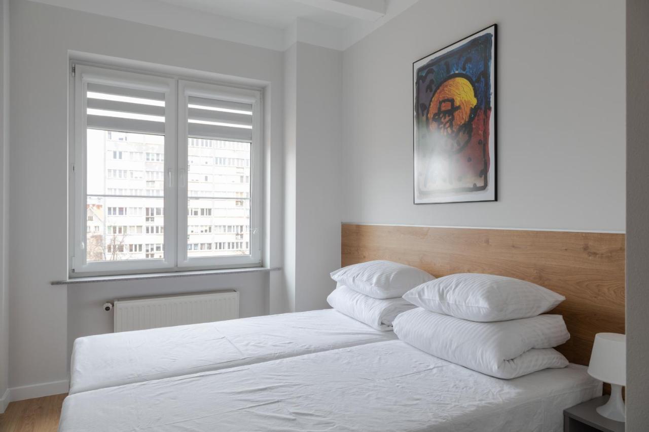 Moho Xl Hostel Wroclaw Bagian luar foto