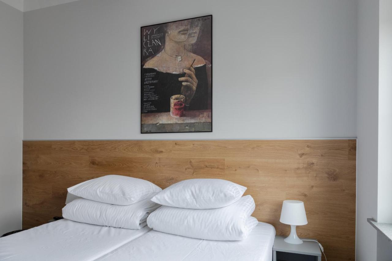 Moho Xl Hostel Wroclaw Bagian luar foto