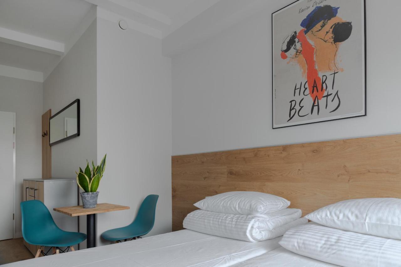 Moho Xl Hostel Wroclaw Bagian luar foto