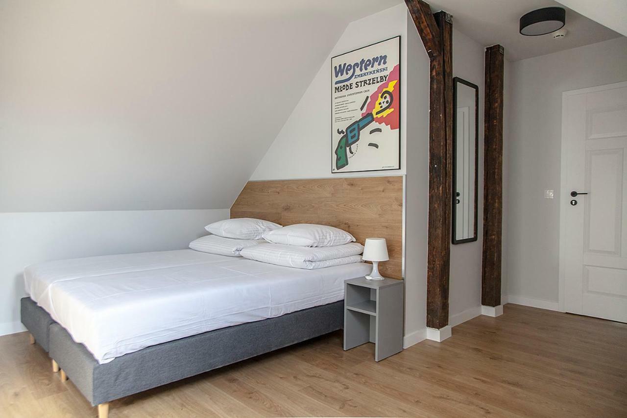 Moho Xl Hostel Wroclaw Bagian luar foto